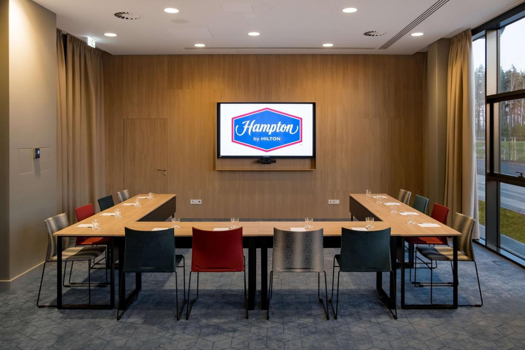 Hampton By Hilton Riga Airport 호텔 외부 사진